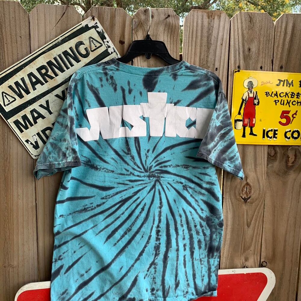 Boston Bieber Blue and white tie-dye JUSTICE WORLD tour tee Size L